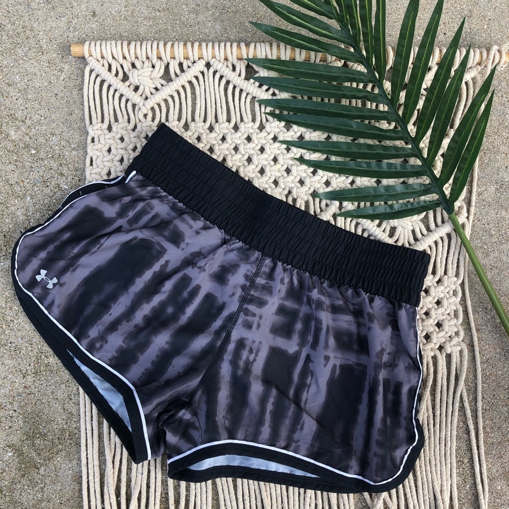 Under Armour Tie Dye Running Shorts Size Small